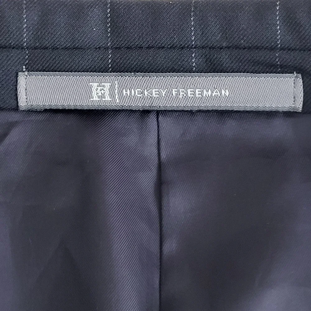 Hickey Freeman Blazer Mens Size 44R Loro Piana Tasmanian 130s Charcoal Pinstripe